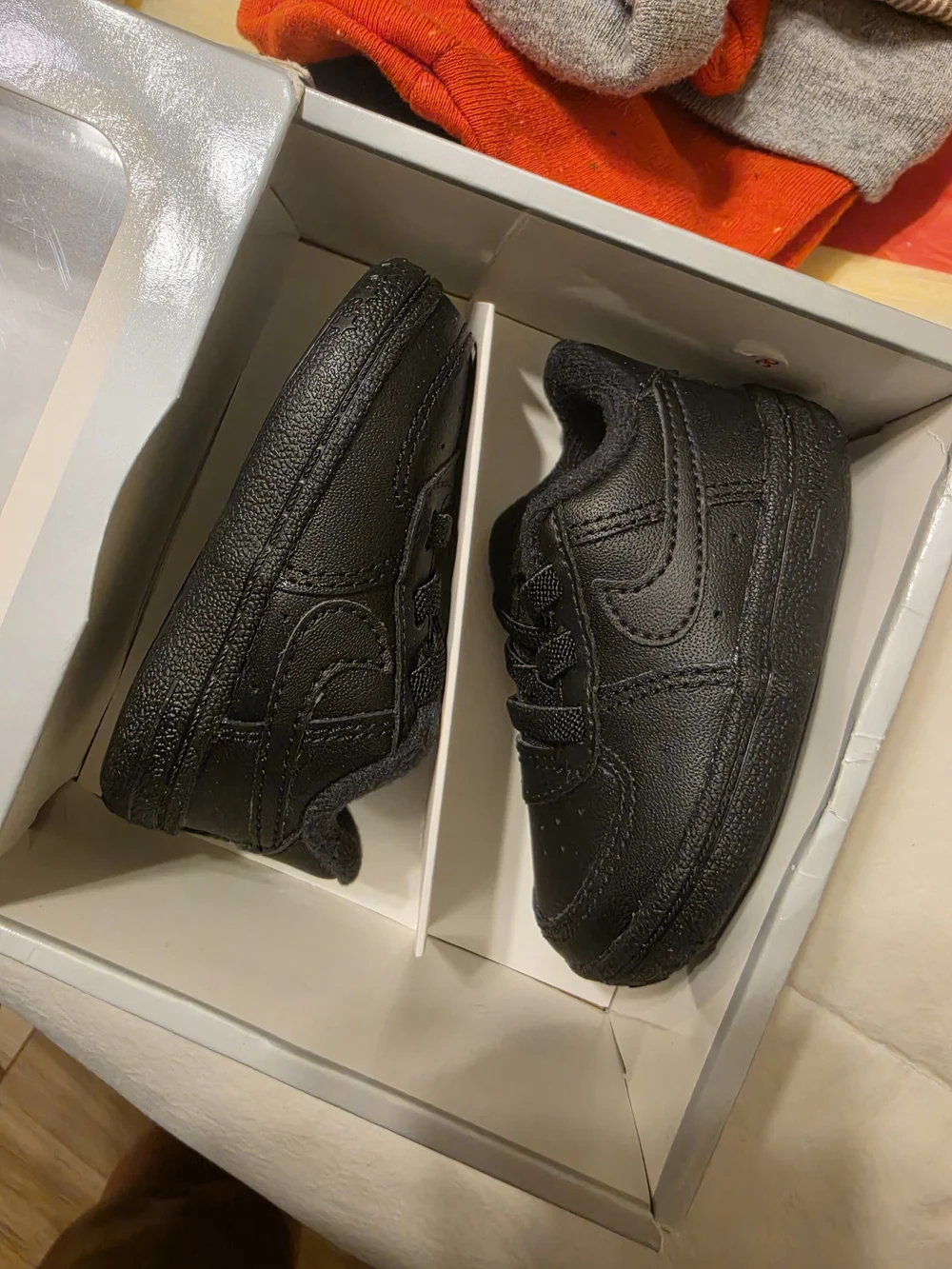 Nike Toddler All-Black Low Top Trainer